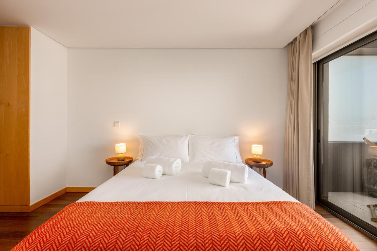 Sunny Loft In Downtown Porto With Private Parking Apartment Luaran gambar