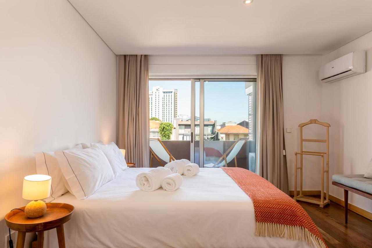 Sunny Loft In Downtown Porto With Private Parking Apartment Luaran gambar