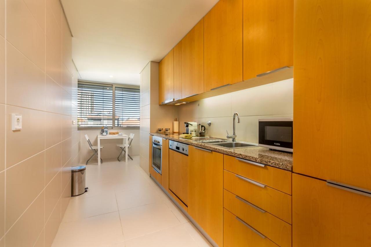 Sunny Loft In Downtown Porto With Private Parking Apartment Luaran gambar